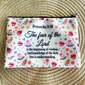 Unbranded Floral Bible Verse Cosmetic Pouch.  Proverbs 9:10. NWOT.